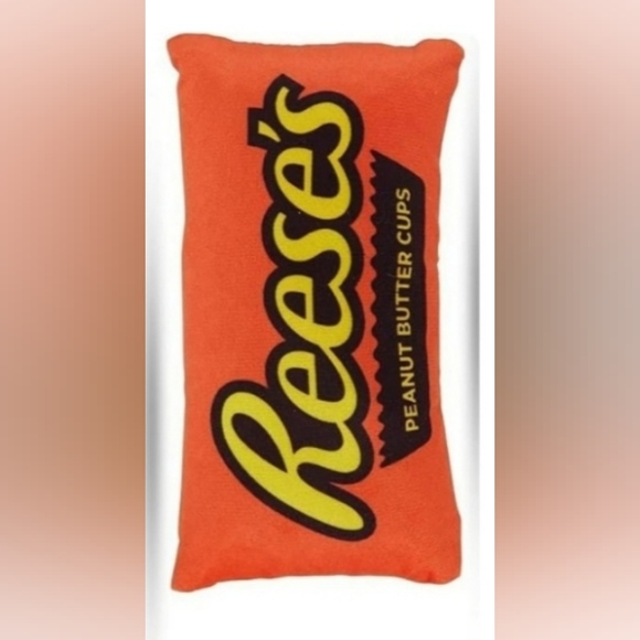 Reese's Peeces Peanut Butter Cup Candy Bar Soft Plush Squeaky Dog Toy NEW NWT - Picture 2 of 3
